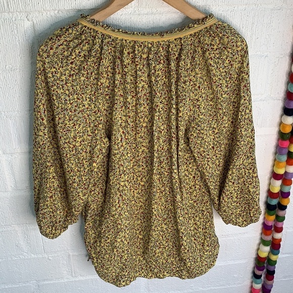 Max Studio Yellow V neck Floral Flowy Blouse sz S - Picture 7 of 7